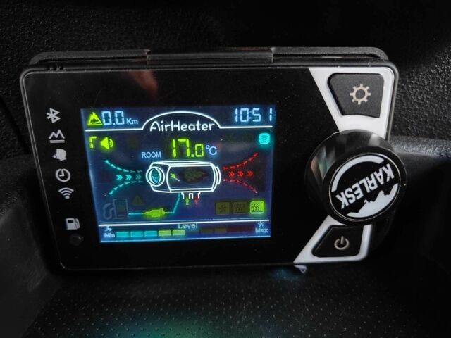 Белый Ниссан Лиф, объемом двигателя 0 л и пробегом 118 тыс. км за 7599 $, фото 18 на Automoto.ua