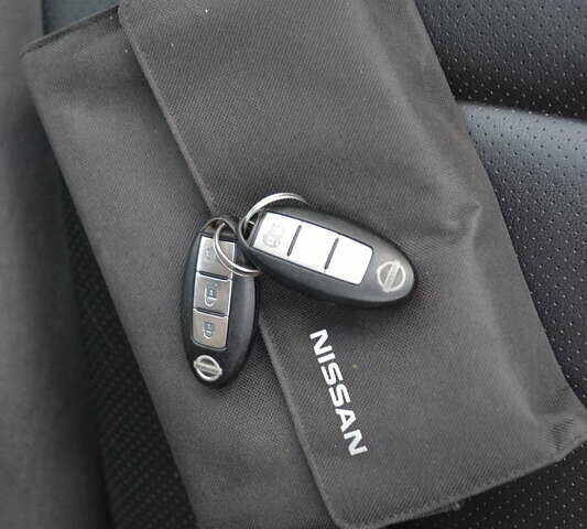 Белый Ниссан Лиф, объемом двигателя 0 л и пробегом 124 тыс. км за 5800 $, фото 39 на Automoto.ua