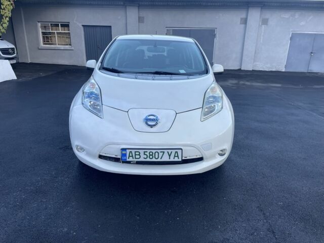 Ниссан Лиф 2014 в Виннице на Automoto.ua Белый Ниссан Лиф, объемом двигателя 0 л и пробегом 132 тыс. км за 5700 $, фото 3 на Automoto.ua