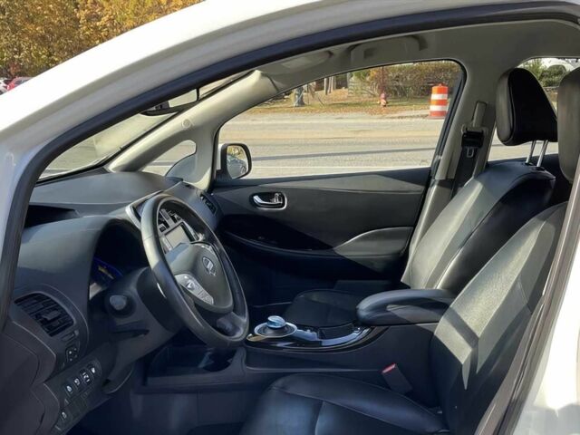 Білий Ніссан Ліф, об'ємом двигуна 0 л та пробігом 88 тис. км за 1400 $, фото 8 на Automoto.ua