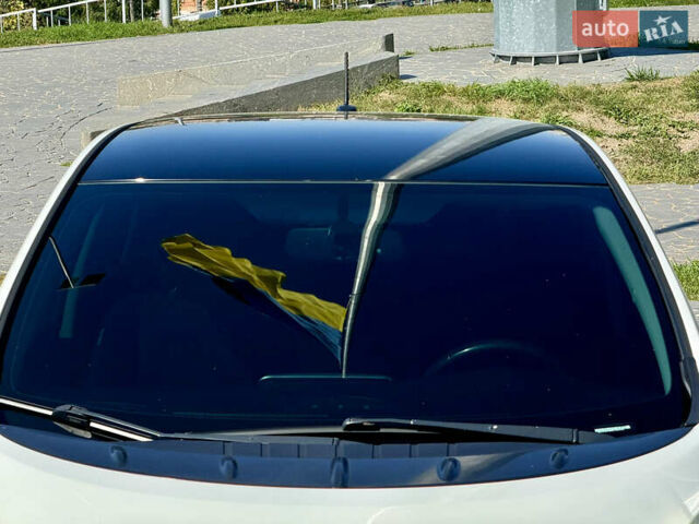 Белый Ниссан Лиф, объемом двигателя 0 л и пробегом 144 тыс. км за 6700 $, фото 10 на Automoto.ua