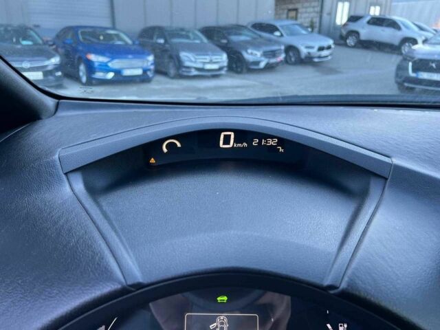 Белый Ниссан Лиф, объемом двигателя 0 л и пробегом 134 тыс. км за 6190 $, фото 16 на Automoto.ua