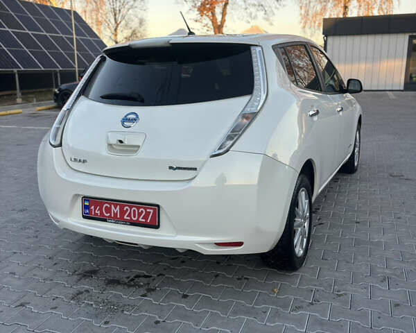 Білий Ніссан Ліф, об'ємом двигуна 0 л та пробігом 127 тис. км за 6450 $, фото 7 на Automoto.ua