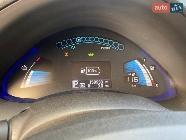 Білий Ніссан Ліф, об'ємом двигуна 0 л та пробігом 164 тис. км за 6600 $, фото 14 на Automoto.ua