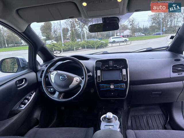 Белый Ниссан Лиф, объемом двигателя 0 л и пробегом 145 тыс. км за 6799 $, фото 19 на Automoto.ua