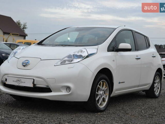 Белый Ниссан Лиф, объемом двигателя 0 л и пробегом 124 тыс. км за 5800 $, фото 1 на Automoto.ua