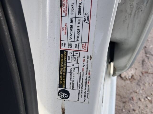 Белый Ниссан Лиф, объемом двигателя 0 л и пробегом 214 тыс. км за 4300 $, фото 3 на Automoto.ua