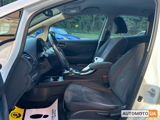 Білий Ніссан Ліф, об'ємом двигуна 24 л та пробігом 127 тис. км за 7500 $, фото 6 на Automoto.ua