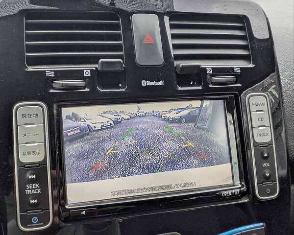 Білий Ніссан Ліф, об'ємом двигуна 0 л та пробігом 134 тис. км за 6500 $, фото 16 на Automoto.ua