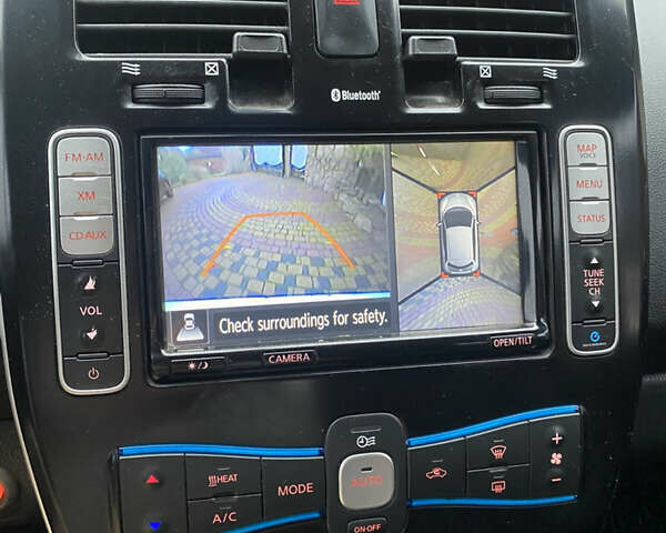 Білий Ніссан Ліф, об'ємом двигуна 0 л та пробігом 167 тис. км за 6700 $, фото 14 на Automoto.ua