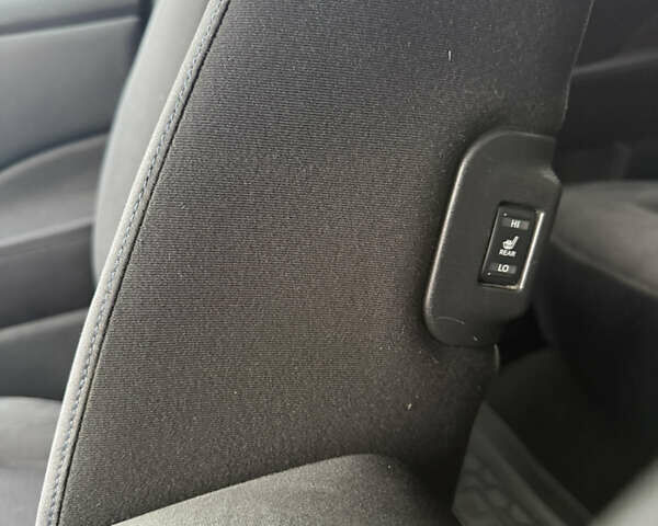 Белый Ниссан Лиф, объемом двигателя 0 л и пробегом 160 тыс. км за 6300 $, фото 19 на Automoto.ua