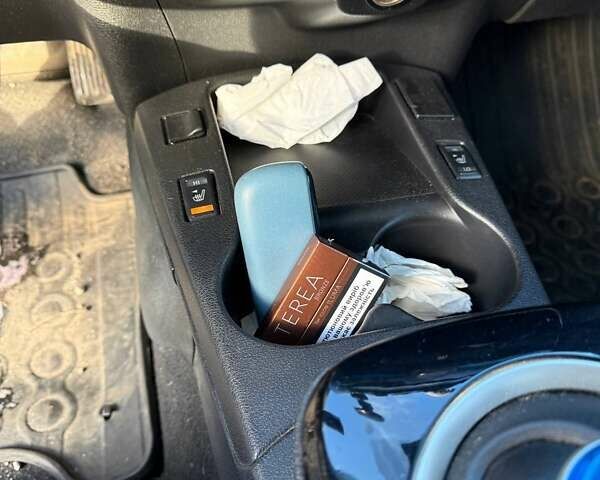 Белый Ниссан Лиф, объемом двигателя 0 л и пробегом 161 тыс. км за 8500 $, фото 13 на Automoto.ua