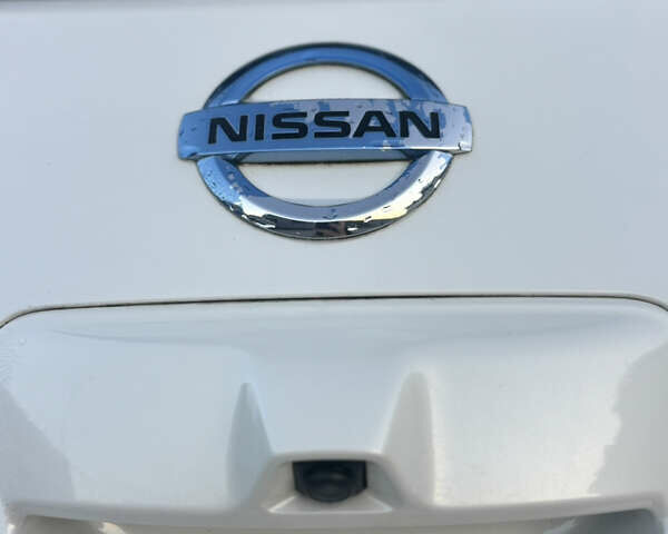 Білий Ніссан Ліф, об'ємом двигуна 0 л та пробігом 127 тис. км за 6450 $, фото 23 на Automoto.ua