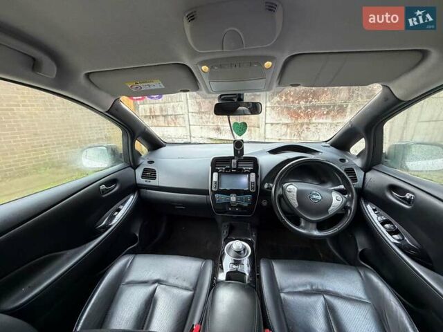 Білий Ніссан Ліф, об'ємом двигуна 0 л та пробігом 60 тис. км за 5350 $, фото 11 на Automoto.ua