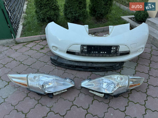 Белый Ниссан Лиф, объемом двигателя 0 л и пробегом 140 тыс. км за 4400 $, фото 13 на Automoto.ua