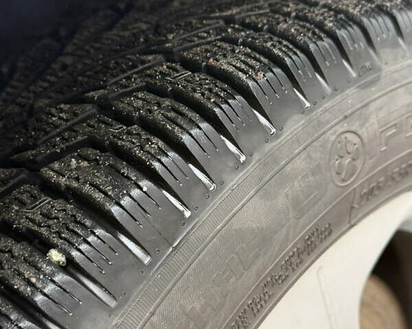 Белый Ниссан Лиф, объемом двигателя 0 л и пробегом 160 тыс. км за 6300 $, фото 20 на Automoto.ua