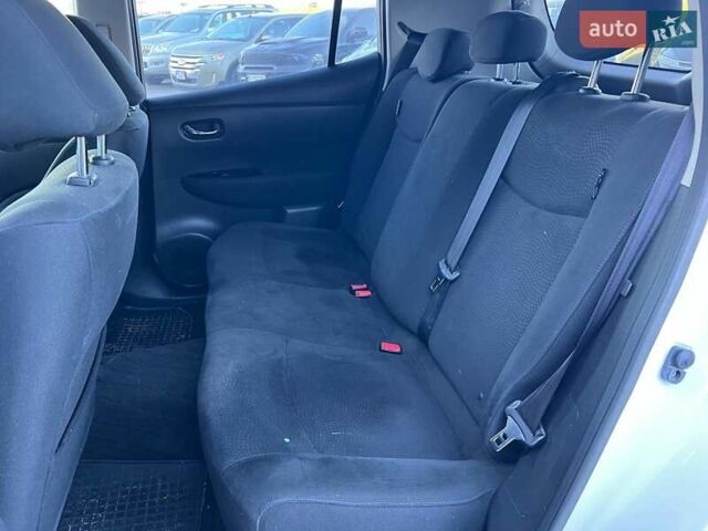 Белый Ниссан Лиф, объемом двигателя 0 л и пробегом 134 тыс. км за 6190 $, фото 34 на Automoto.ua