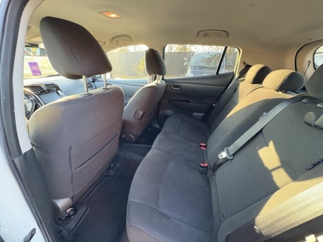 Білий Ніссан Ліф, об'ємом двигуна 0 л та пробігом 122 тис. км за 6100 $, фото 15 на Automoto.ua