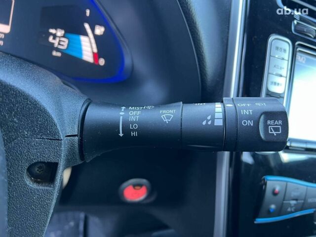 Белый Ниссан Лиф, объемом двигателя 0 л и пробегом 134 тыс. км за 6190 $, фото 24 на Automoto.ua