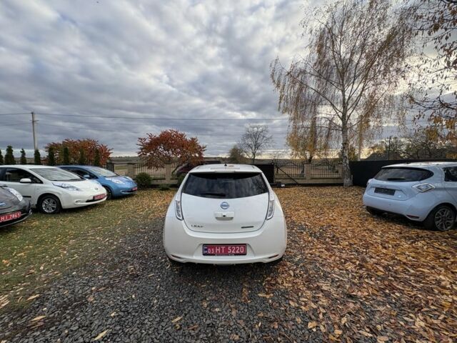 Білий Ніссан Ліф, об'ємом двигуна 0 л та пробігом 122 тис. км за 6200 $, фото 13 на Automoto.ua