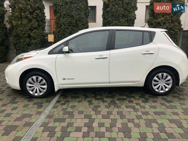 Белый Ниссан Лиф, объемом двигателя 0 л и пробегом 75 тыс. км за 10300 $, фото 1 на Automoto.ua