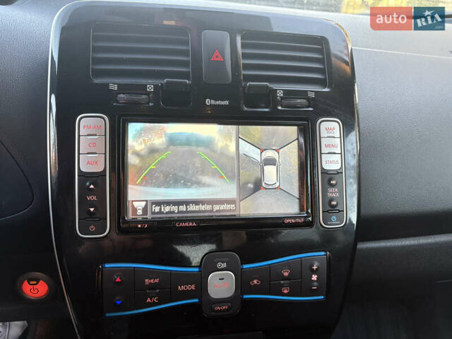 Ниссан Лиф 2014 в Луцке на Automoto.ua Белый Ниссан Лиф, объемом двигателя 0 л и пробегом 117 тыс. км за 6200 $, фото 22 на Automoto.ua