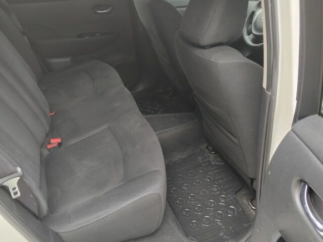 Белый Ниссан Лиф, объемом двигателя 0 л и пробегом 200 тыс. км за 4299 $, фото 7 на Automoto.ua