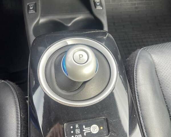 Белый Ниссан Лиф, об'ємом двигуна 0 л та пробігом 68 тис. км за 11500 $, фото 18 на Automoto.ua
