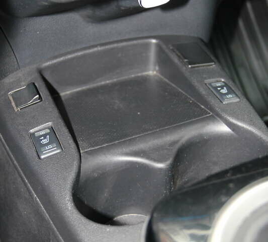 Белый Ниссан Лиф, объемом двигателя 0 л и пробегом 180 тыс. км за 6500 $, фото 20 на Automoto.ua