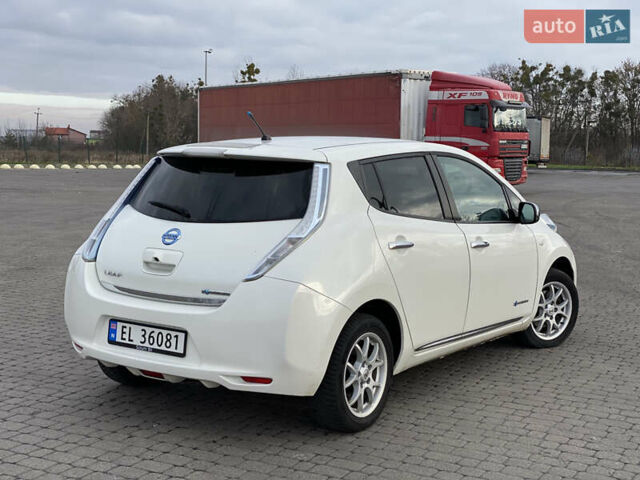 Белый Ниссан Лиф, объемом двигателя 0 л и пробегом 140 тыс. км за 5450 $, фото 1 на Automoto.ua