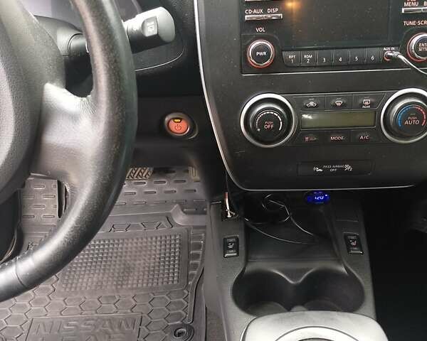 Білий Ніссан Ліф, об'ємом двигуна 0 л та пробігом 175 тис. км за 13300 $, фото 6 на Automoto.ua