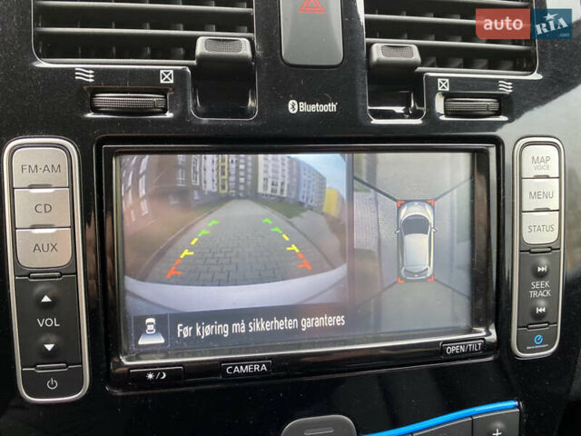 Белый Ниссан Лиф, объемом двигателя 0 л и пробегом 83 тыс. км за 7499 $, фото 19 на Automoto.ua