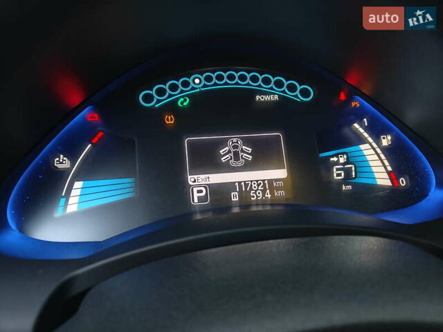 Белый Ниссан Лиф, объемом двигателя 0 л и пробегом 118 тыс. км за 7599 $, фото 51 на Automoto.ua