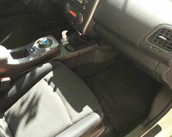 Білий Ніссан Ліф, об'ємом двигуна 0 л та пробігом 191 тис. км за 6700 $, фото 12 на Automoto.ua