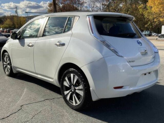 Білий Ніссан Ліф, об'ємом двигуна 0 л та пробігом 88 тис. км за 1400 $, фото 4 на Automoto.ua