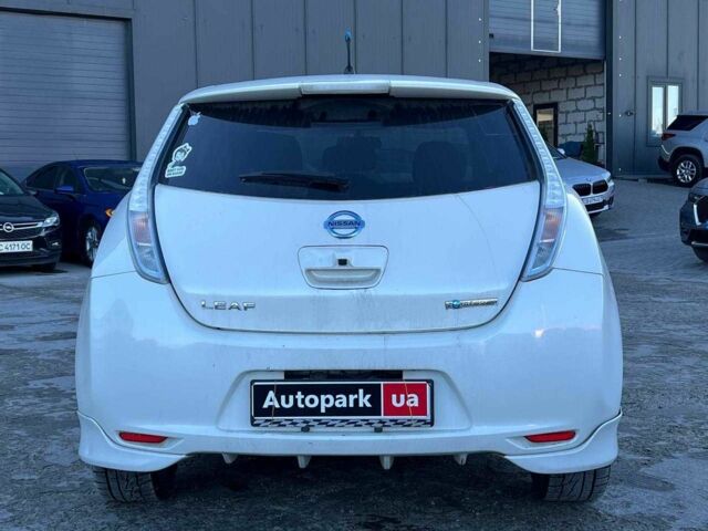 Белый Ниссан Лиф, объемом двигателя 0 л и пробегом 134 тыс. км за 6190 $, фото 3 на Automoto.ua