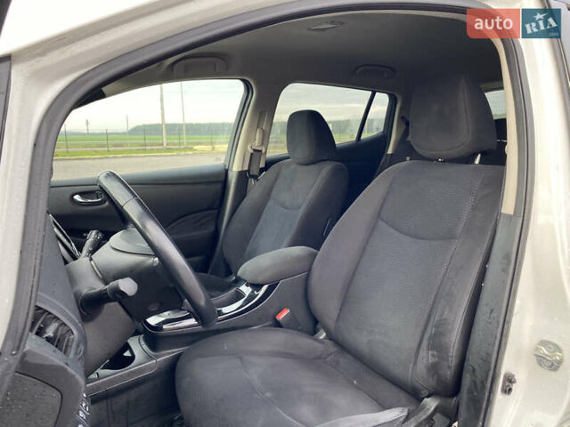 Белый Ниссан Лиф, объемом двигателя 0 л и пробегом 140 тыс. км за 5450 $, фото 13 на Automoto.ua