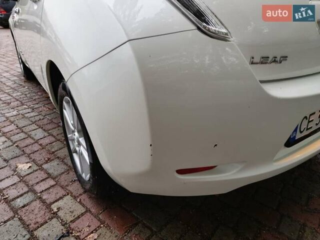 Білий Ніссан Ліф, об'ємом двигуна 0 л та пробігом 140 тис. км за 7000 $, фото 4 на Automoto.ua