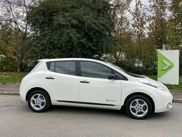 Ниссан Лиф 2014 в Виннице на Automoto.ua Белый Ниссан Лиф, объемом двигателя 0 л и пробегом 223 тыс. км за 5700 $, фото 6 на Automoto.ua