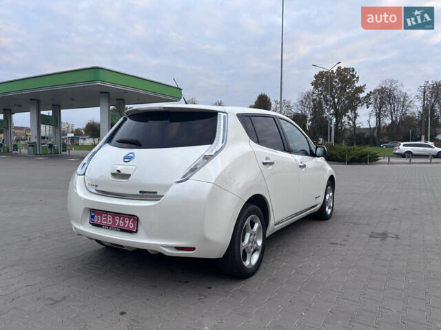 Белый Ниссан Лиф, объемом двигателя 0 л и пробегом 145 тыс. км за 6799 $, фото 8 на Automoto.ua