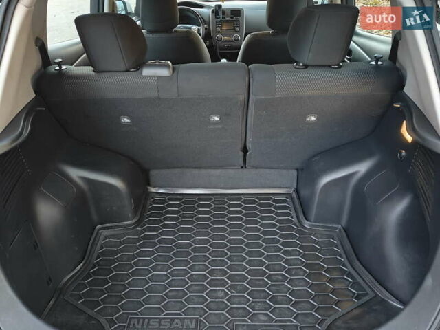 Белый Ниссан Лиф, объемом двигателя 0 л и пробегом 118 тыс. км за 7599 $, фото 56 на Automoto.ua