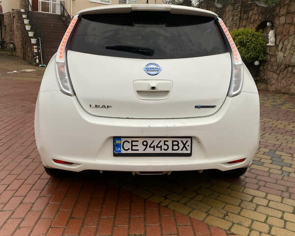 Білий Ніссан Ліф, об'ємом двигуна 0 л та пробігом 167 тис. км за 6700 $, фото 3 на Automoto.ua