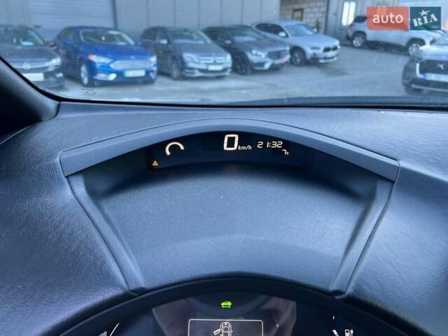 Белый Ниссан Лиф, объемом двигателя 0 л и пробегом 134 тыс. км за 6190 $, фото 20 на Automoto.ua