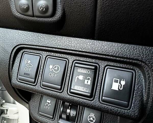 Білий Ніссан Ліф, об'ємом двигуна 0 л та пробігом 96 тис. км за 7950 $, фото 33 на Automoto.ua