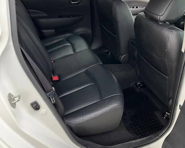 Белый Ниссан Лиф, объемом двигателя 0 л и пробегом 91 тыс. км за 8700 $, фото 18 на Automoto.ua