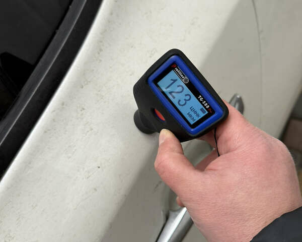 Белый Ниссан Лиф, объемом двигателя 0 л и пробегом 103 тыс. км за 7590 $, фото 36 на Automoto.ua