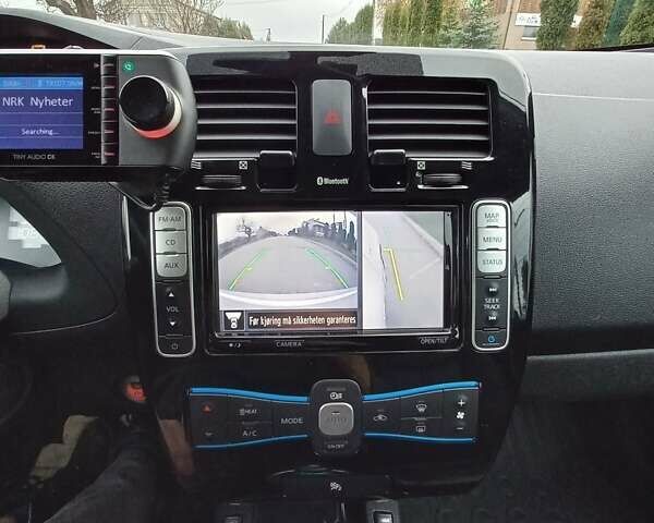 Белый Ниссан Лиф, объемом двигателя 0 л и пробегом 41 тыс. км за 8659 $, фото 78 на Automoto.ua