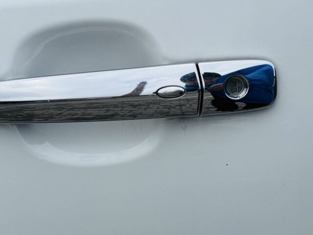 Білий Ніссан Ліф, об'ємом двигуна 0 л та пробігом 126 тис. км за 6500 $, фото 16 на Automoto.ua