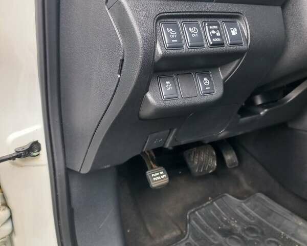 Белый Ниссан Лиф, объемом двигателя 0 л и пробегом 41 тыс. км за 8659 $, фото 25 на Automoto.ua