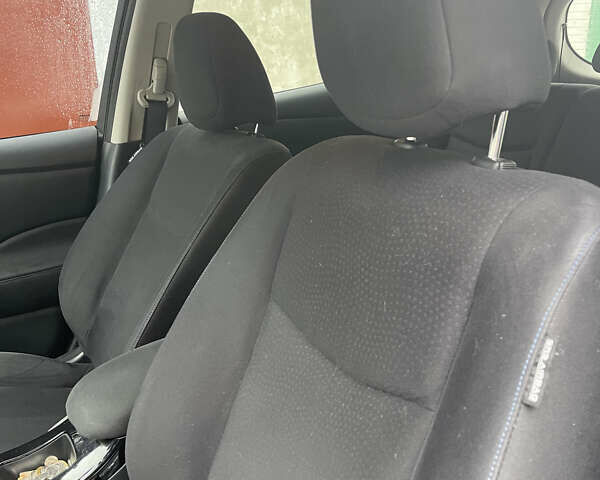 Білий Ніссан Ліф, об'ємом двигуна 0 л та пробігом 112 тис. км за 7550 $, фото 16 на Automoto.ua